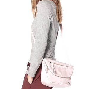 EUC! Lululemon Festival Bag II in misty pink